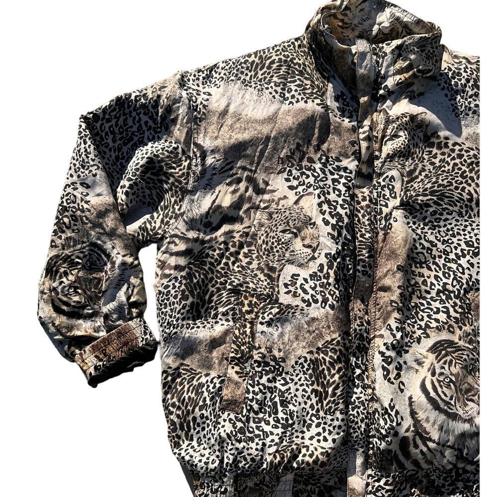 Vintage Silk Jacket, 90s,80s, Oversized Bold Cat Print Size Large Bomber - Picture 2 of 7